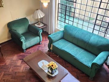 CASA POR REMODELAR - 3 PISOS - 7 DOR. - 1 COCHERA - PARALELA CUADRA 13 AV. LA MARINA