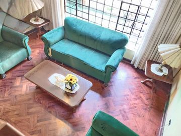 CASA POR REMODELAR - 3 PISOS - 7 DOR. - 1 COCHERA - PARALELA CUADRA 13 AV. LA MARINA