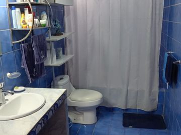 ¡Vendo Casa! en Calle Curazao cdra. 5 - Urb. Sta Patricia La Molina