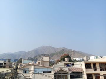 ¡Vendo Casa! en Calle Curazao cdra. 5 - Urb. Sta Patricia La Molina