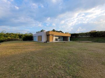 CASA CAMPESTRE EN CONDOMINIO EN CONDINA