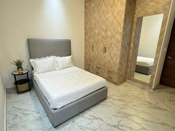 SE RENTA CASA AMUEBLADA EN BASALTO RESIDENCIAL