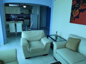 ✅ VENTA DE HERMOSO DEPARTAMENTO CON VISTA ESPECTACULAR TRES DORMITORIOS - QUINTO PISO. (TONSUPA) $59,000.oo