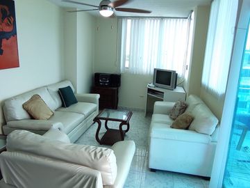 ✅ VENTA DE HERMOSO DEPARTAMENTO CON VISTA ESPECTACULAR TRES DORMITORIOS - QUINTO PISO. (TONSUPA) $59,000.oo