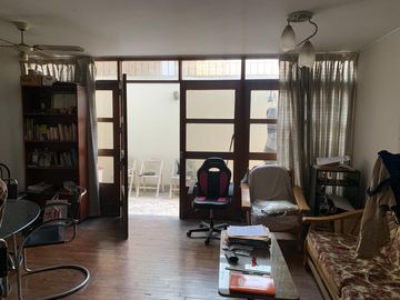 Vendo dpto. POR REMODELAR 1er. piso Av. Los Fresnos - La Molina $ 159,000