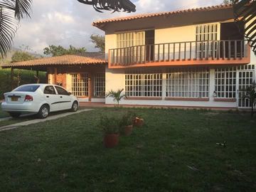 VENTA DE PARCELA GRANDE GUATIGURA