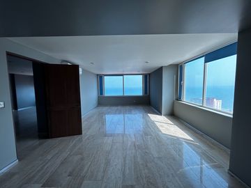 VENTA | DEPARTAMENTO FRENTE AL MAR CON ACCESO A PLAYA PRIVADA