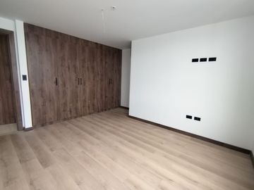 Suite en Venta, Quicentro Norte Quito