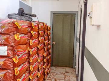 León Propiedades vende 3 locales comerciales en Avenida principal, Curacavi