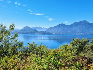 En Ranco, Región de los Ríos Linda Parcela de 2,5 ha con vista al Lago Ranco y colindante con Parque Futangue