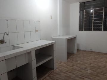VENTA DE CASA DE UN PISO EN ENACE CERCA A PRECIO UNO