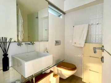 VENDO LINDO DUPLEX 2 DORMITORIOS - 1 COCHERA - MUY CERCA A PARQUE MELITÓN PORRAS - ZONA LA DALMACIA