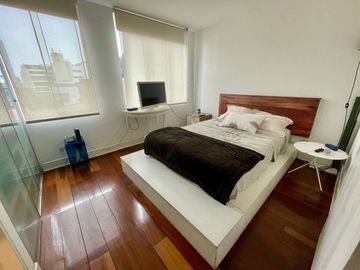VENDO LINDO DUPLEX 2 DORMITORIOS - 1 COCHERA - MUY CERCA A PARQUE MELITÓN PORRAS - ZONA LA DALMACIA
