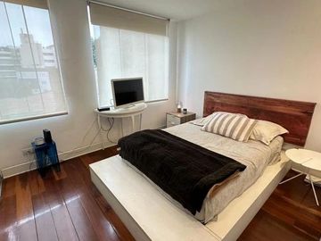 VENDO LINDO DUPLEX 2 DORMITORIOS - 1 COCHERA - MUY CERCA A PARQUE MELITÓN PORRAS - ZONA LA DALMACIA