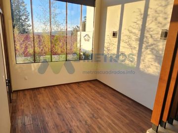 CASA en VENTA LOMAS de VISTA BELLA