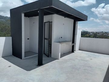 En venta  2 últimas CASAS DE 3 DORMITORIOS 98 m2, Nayon, clima ideal, por estrenar, terraza