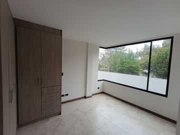 En venta  2 últimas CASAS DE 3 DORMITORIOS 98 m2, Nayon, clima ideal, por estrenar, terraza