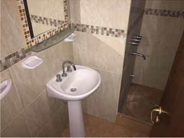 VENTA DE DUPLEX 3 AMBIENTES EN MAR DEL TUYU