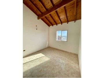 VENTA DE DUPLEX 3 AMBIENTES EN MAR DEL TUYU