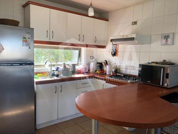 Lindo departamento de 2 habitaciones y 2 baños con estacionamiento y bodega