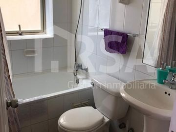 Lindo departamento de 2 habitaciones y 2 baños con estacionamiento y bodega