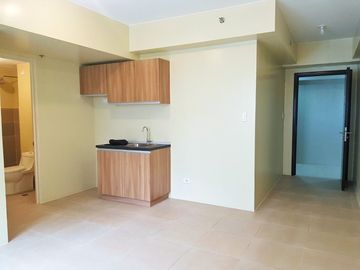 1Bedroom Condo Unit in Avida Towers One Union Place nearby McKinley Hills
