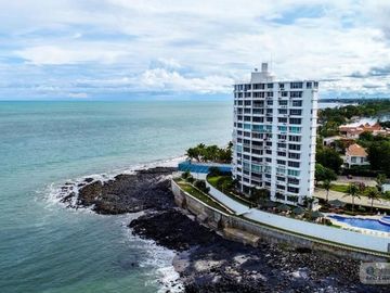 PENTHOUSE FRENTE AL MAR EN CORONADO, PANAMÁ