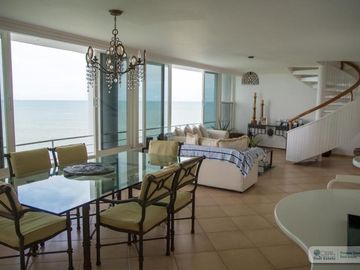 PENTHOUSE FRENTE AL MAR EN CORONADO, PANAMÁ