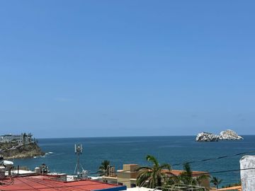 Casa con Vista al Mar en el Centro Histórico, Mazatlán, México - ¡Oportunidad Perfecta de Inversión!