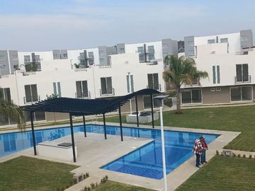VENTA DE CASA PARA INVERSION CON ALBERCA  CERCA DE CUAUTLA