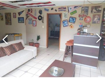 CASA DE VENTA URBANIZACION JACARANDA CUMBAYA