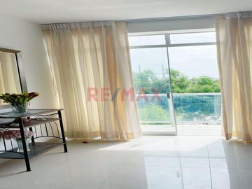 Elegancia Y Comodidad Definen Tu Nuevo Hogar: Dúplex Moderno En Urb Los Corales