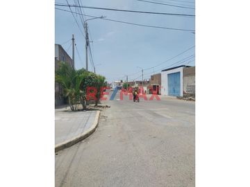 Linda Casa En Chimbote. Florida Baja ID 1088238