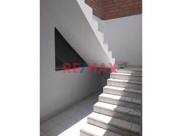 Linda Casa En Chimbote. Florida Baja ID 1088238