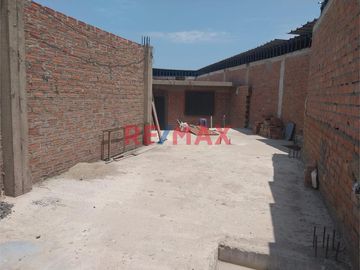 Linda Casa En Chimbote. Florida Baja ID 1088238