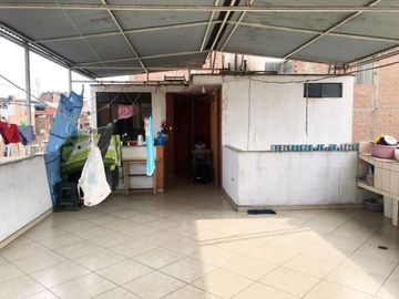 CASA 4 PISOS EN VENTA 420 M2 ASOC. BRISAS DEL MANTARO - EL AGUSTINO