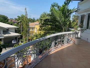3 Storey House with 5 Bedrooms for Sale in Ayala Alabang Village, Muntinlupa City