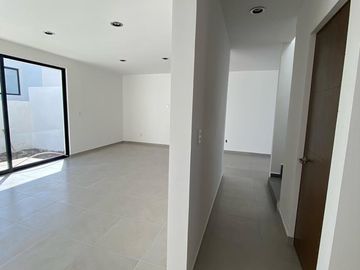 CASA EN VENTA EN VALLE DE JURIQUILLA, LA RESERVA