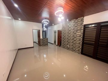3-bedroom House for sale in San Lorenzo, Sta. Rosa, Laguna