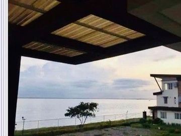 For Sale 3 BR w/ 2 T&B by DMCI at Marina Baytown Parañaque City