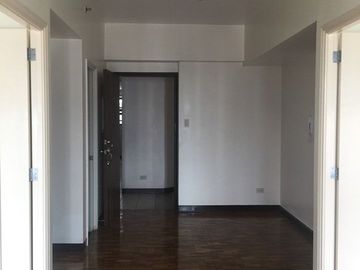 rent to own 2 bedroom ready for occupancy condo penthouse unit near legzpi salcedo village amorsolo rufino feu ceu glorietta don bosco school and chur