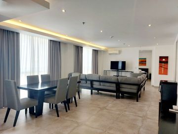 Great location for a 2bedroom and 2 baths condo in Boracay