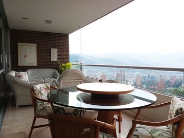 PR18974 Apartamento en venta en el sector San Lucas
