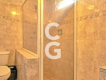 Casa en Venta en Cancun en Calle Jaleb en Cancun Centro con 5 Recamaras
