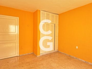 Casa en Venta en Cancun en Calle Jaleb en Cancun Centro con 5 Recamaras