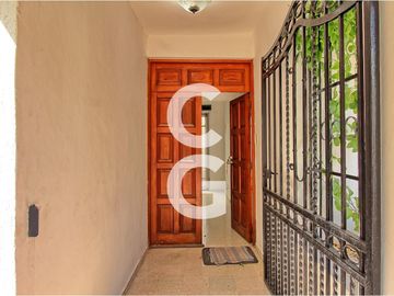 Casa en Venta en Cancun en Calle Jaleb en Cancun Centro con 5 Recamaras