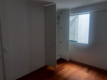 OCASIÓN!!! VENTA ESPACIOSO DEPARTAMENTO ESTRENO BALCÓN-TERRAZA-VALLE HERMOSO