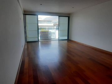 OCASIÓN!!! VENTA ESPACIOSO DEPARTAMENTO ESTRENO BALCÓN-TERRAZA-VALLE HERMOSO