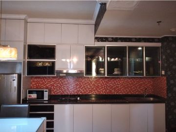 SEWA APARTEMEN WATERPLACE TOWER B FULL FURNISHED SURABAYA BARAT