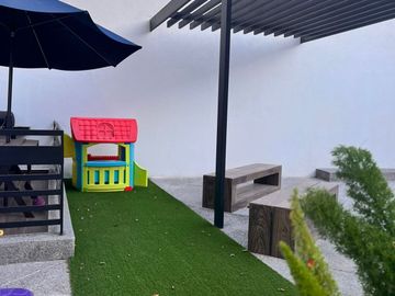 VENTA DE DEPARTAMENTO DE LUJO CON AMENIDADES